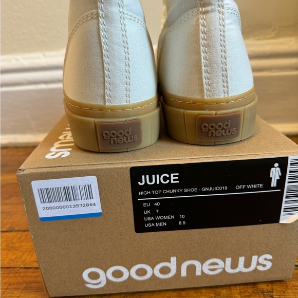 GOOD NEWS
Juice canvas high-top platform sneakers - Picture 7 of 8